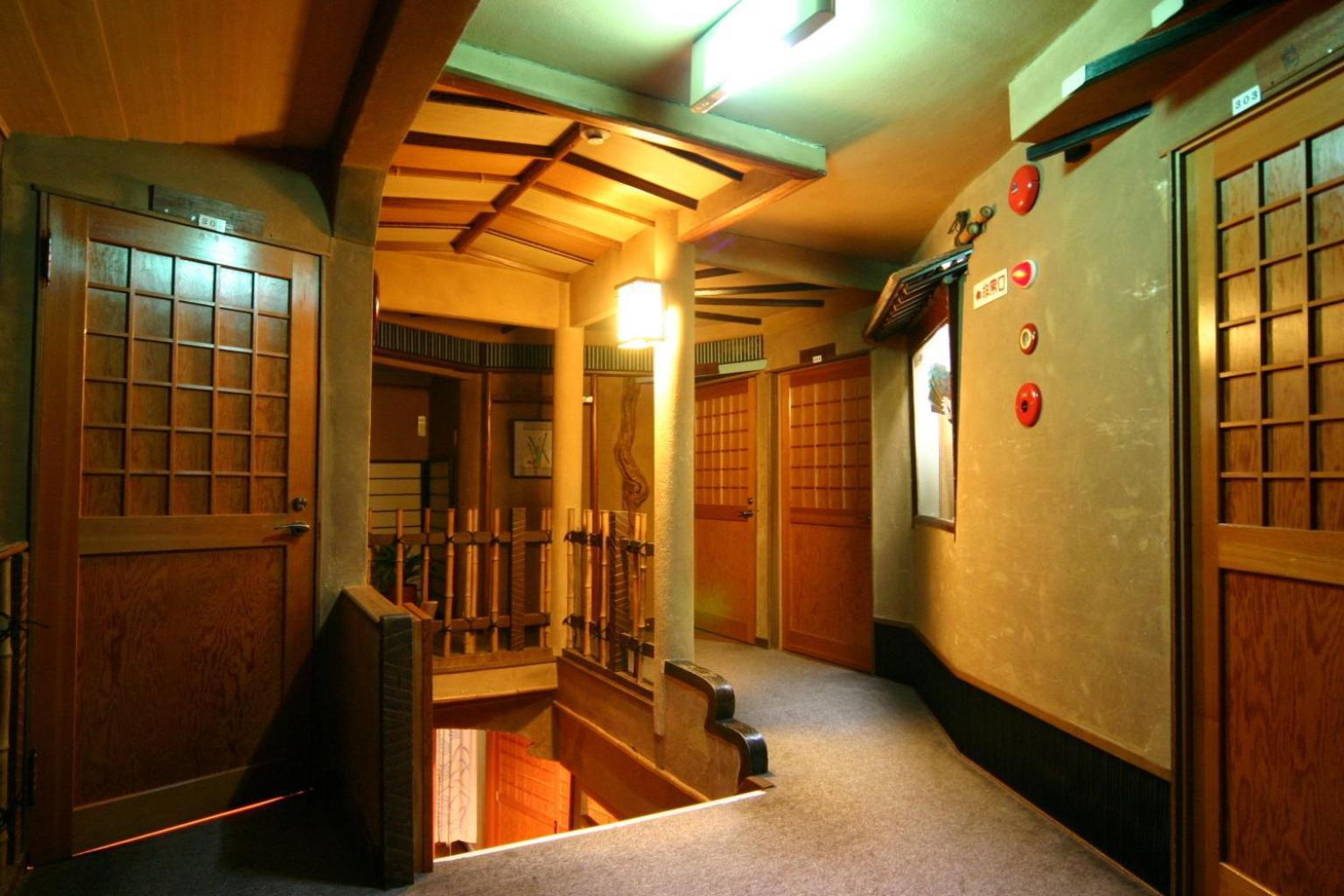 Senshinkan Matsuya Hotel Yamanouchi  Exterior photo